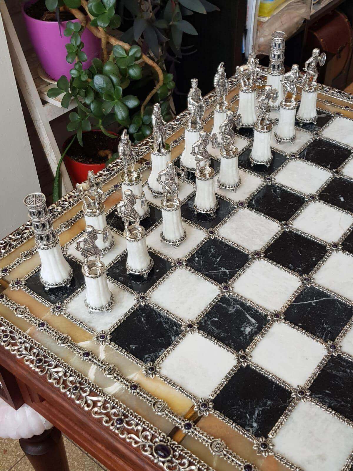Black and White Oynx Chess Set D - Piece By Zion Hadad
